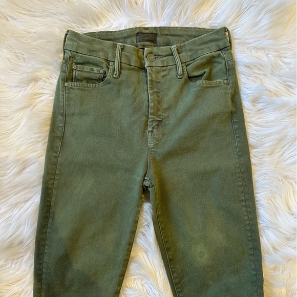 Mother The Looker Ankle Fray Jeans in ‘Second Chance.’ - Picture 6 of 12